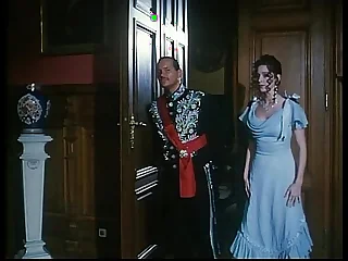 Italian vintage porn: dirty shadows puppet for a blow job!